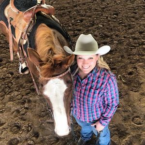 Meet your Posher, Ashley